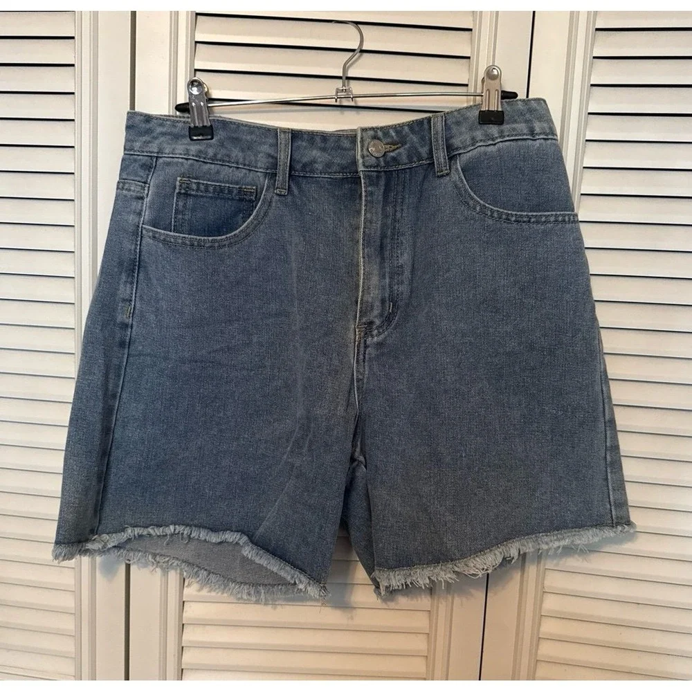 SHEIN Dazy Denim Jean Shorts Medium Wash Frayed Hem High Waist Blue Womens L